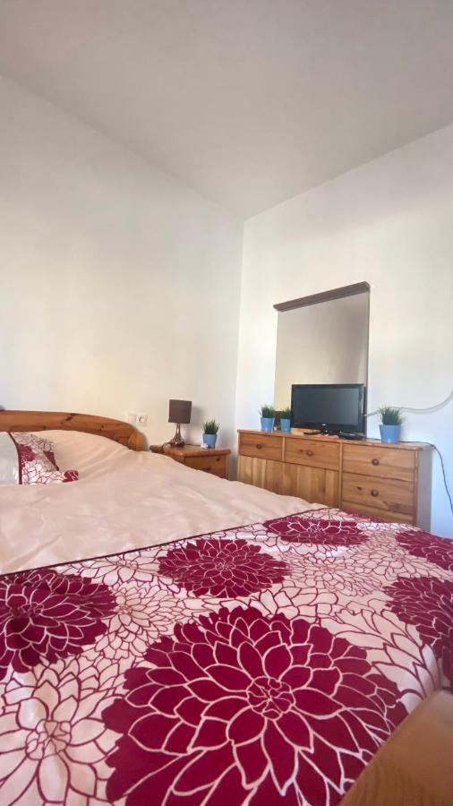AMPLIO y CÉNTRICO APARTAMENTO CON APARCAMIENTO GRATUITO ALREDEDOR Fuengirola Esterno foto